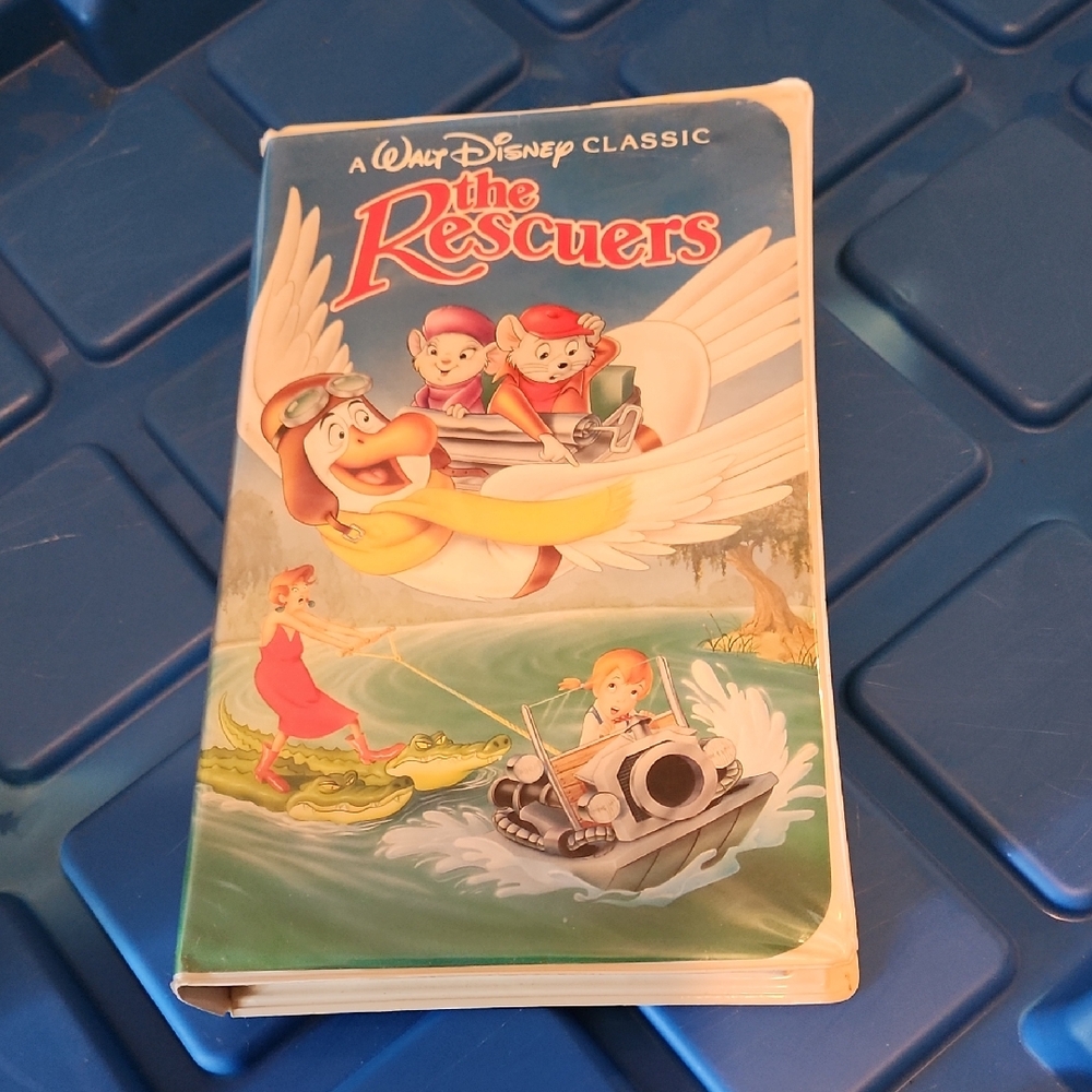 Disney's The Rescuers VHS
